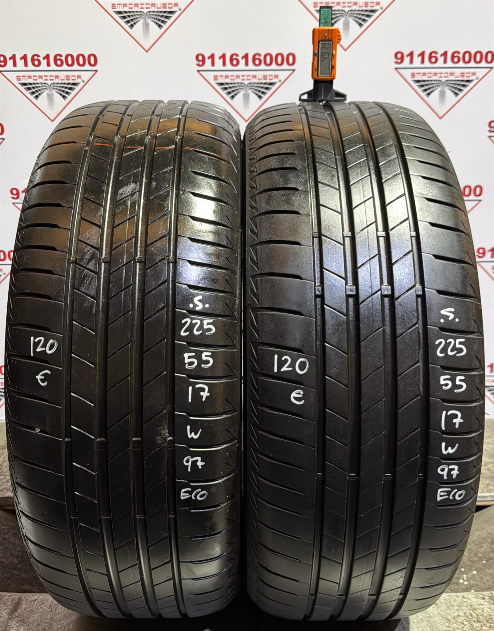 BRIDGESTONE T005 USADO ECONOMICO  225/55 R17 97 W